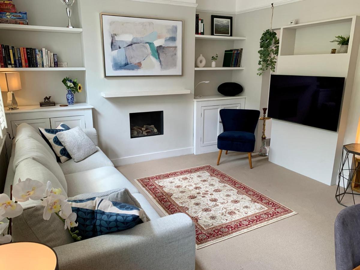 Lovely Newly Refurbished Apartment In Battersea London Eksteriør bilde